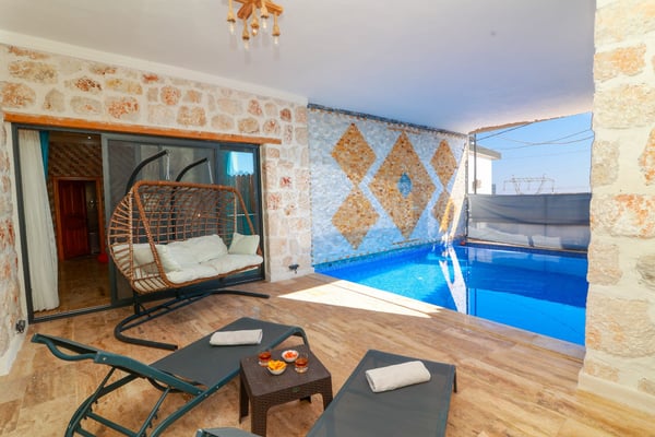 Villa Jumbo-2, Deniz Manzaralı, Jakuzili, Muhafazakar 1