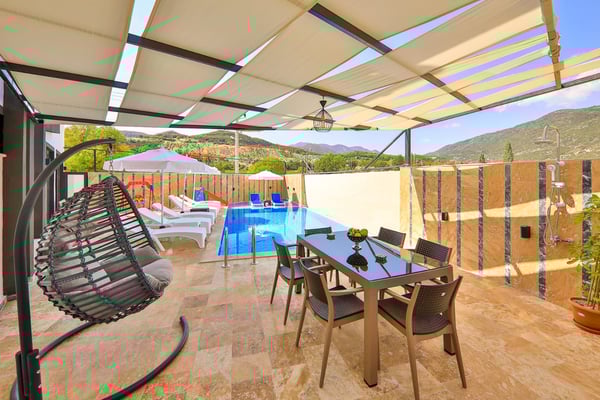 Villa Limoni, Kalkan Bölgesinde, Jeneratörlü, Saunalı, Açık ve Kapalı Havuzlu 3