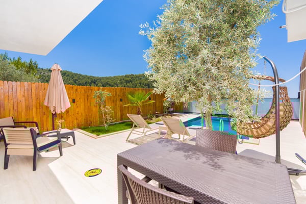 Villa Summanus-2, Kalkan Bölgesinde, Isıtmalı Havuzlu, Jakuzili, Muhafazakar 3