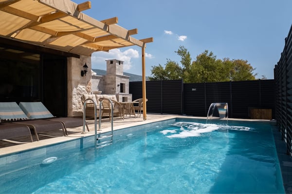 Villa Vesper-2, Kalkan Bölgesinde, Tek Odalı, Korunaklı Havuzlu, Jakuzili 1