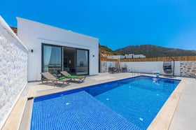Villa Sumirela-7, Kalkan Bölgesinde, Jakuzili, Tek Odalı 1