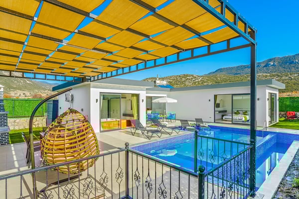Villa Mirket-1, Kalkan Blgesinde, 5 Kişilik, Jakuzili, Jeneratörlü 1