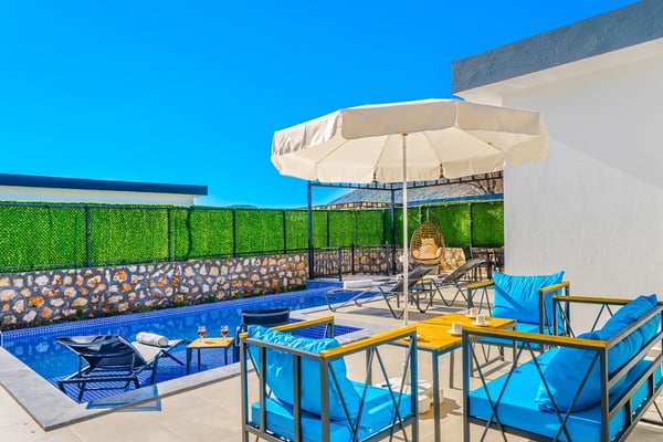 Villa Mirket-1, Kalkan Blgesinde, 5 Kişilik, Jakuzili, Jeneratörlü 3