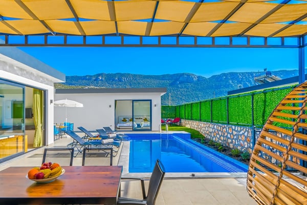 Villa Mirket-1, Kalkan Blgesinde, 5 Kişilik, Jakuzili, Jeneratörlü 3