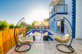 Villa Mazi, Kalkan Bölgesinde, Geniş ve Korunaklı Yüzme Havuzlu Jakuzili Villa 2