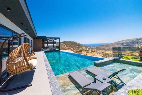Villa Pablo-4, Kalkan`da, Deniz Manzaralı, Jakuzi ve Isıtmalı Kapalı Havuzlu 3