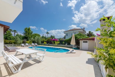 Villa Sim-2, Dalyan'da, Dört Odalı, Çocuk Havuzlu 3