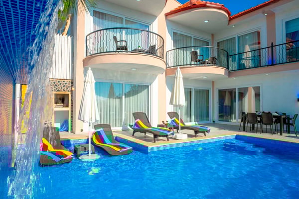 Villa Delfin-2, Merkezi Konumda, Denize Yakın Lüks Villa 2