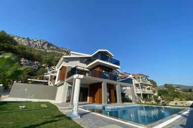 Villa Göcek-C, Göcek Bölgesinde, Jakuzili, Merkezi konumda ve 4 Odalı 3