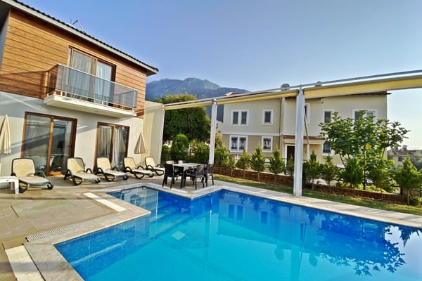 Villa Serin, Korunaklı Havuzlu, Jakuzili, Süit Odalı Villa 1