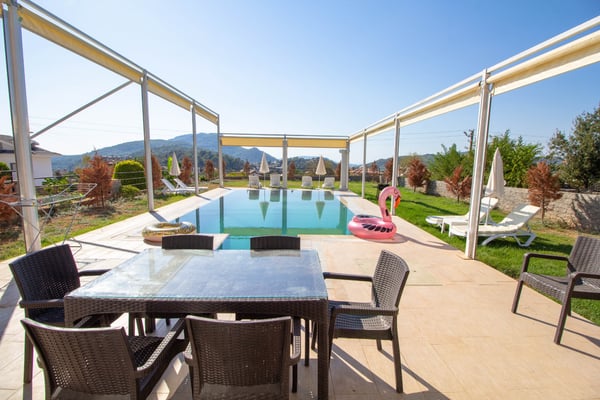 Villa Serin, Korunaklı Havuzlu, Jakuzili, Süit Odalı Villa 3