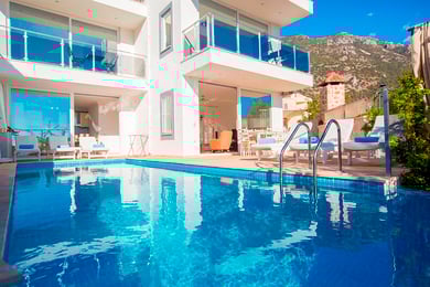 Villa Tanpınar, Geniş Havuzlu, Merkezi Konumda, Manzaralı Villa 2
