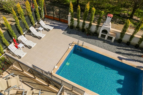Villa Evren, Merkezi Konumda, Havaalanına Yakın ve 3 Odalı 3