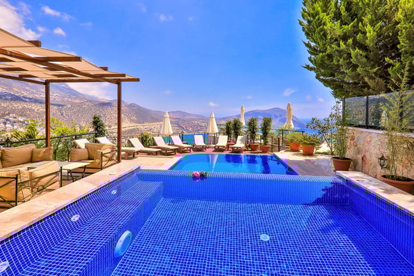 Villa Nephele-2, Kalkan Bölgesinde, Merkezi Konumda ve Deniz Manzaralı 3