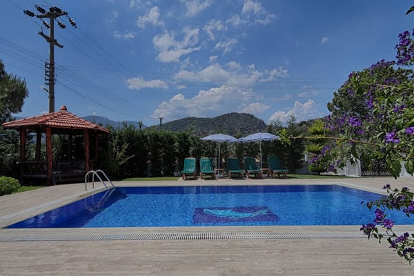 Villa Sahra-2, Dalyan Bölgesinde, Merkezi Konumda ve 4 Odalı 3
