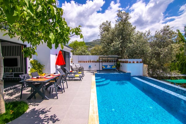 Villa Elvan-1, Kalkan Bölgesinde, Jakuzili Balayı Villası 2