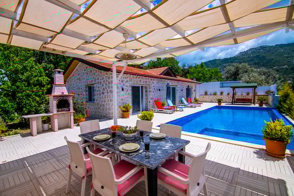 Villa Elvan-2, Kalkan Bölgesinde, Deniz Manzaralı ve Jakuzili 2