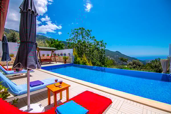 Villa Elvan-2, Kalkan Bölgesinde, Deniz Manzaralı ve Jakuzili 3