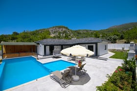 Villa Rivori, Kalkan Bölgesinde, Jakuzili ve 2 Odalı 2