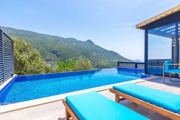 Villa Mila-2, Kalkan Bölgesinde, Jakuzi ve Isıtmalı Havuzlu 2