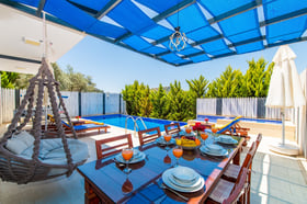 Villa Rivo-1, 2 Odalı, Geniş Havuzlu, Jakuzili Lüks Villa 2