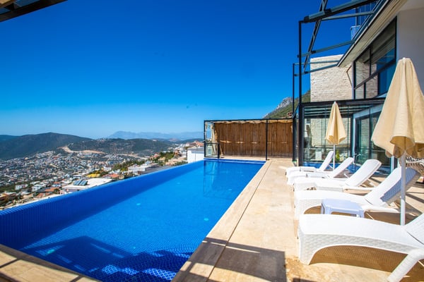 Villa Pars, Kalkan'da, 4 Oda, 2 Jakuzi ve Deniz Manzaralı 3