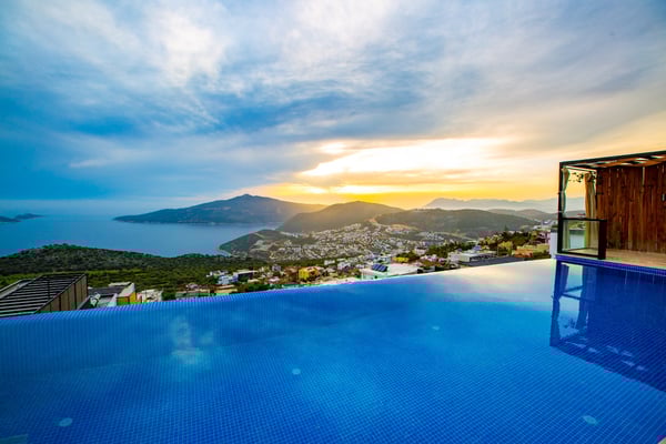 Villa Pars, Kalkan'da, 4 Oda, 2 Jakuzi ve Deniz Manzaralı 3