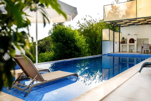 Villa Pafuli, Korunaklı Havuzlu, 2 Odalı, Jakuzili Villa 1