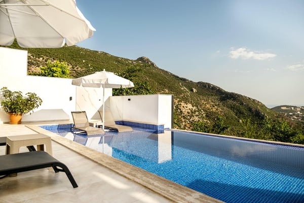 Villa Pafuli, Korunaklı Havuzlu, 2 Odalı, Jakuzili Villa 2