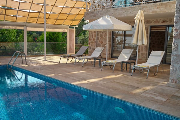 Villa Nihan-6, Site İçerisinde, Çocuk Parklı, Isıtmalı Havuzlu Villa 3
