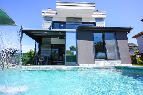 Villa Şimşek-1, Dalyan`da, Merkezi Konumda ve 3 Odalı 2