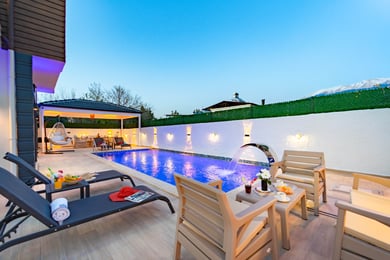 Villa Zerre, Doğa İçerisinde, Çift jakuzili ve 4 Odalı 2