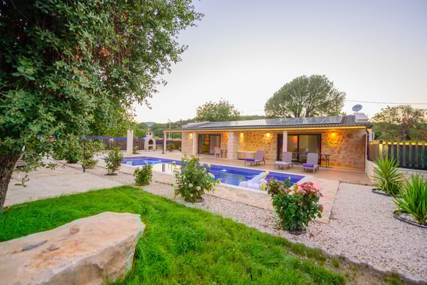 Villa Woody-2, Kaş`ta İki Odalı, Balayı Villası 1