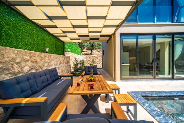 Villa Soluk-3, Kalkan Bölgesinde, İki Odalı, Dört Kişilik, Jakuzili Lüks Villa 3