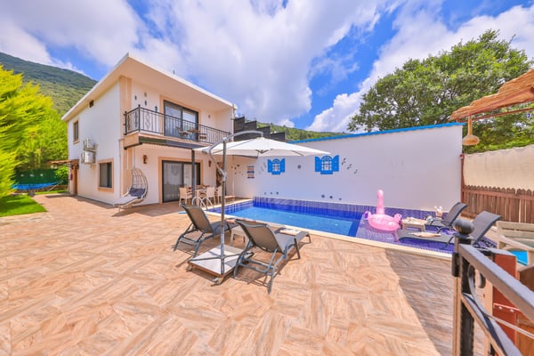 Villa Bonjour-1, Kaş Bölgesinde, 2 Odalı ve Korunaklı Villa 1