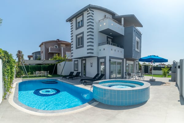 Villa Orko-6, Doğa İçerisinde, Jakuzili, Saunalı Villa 1