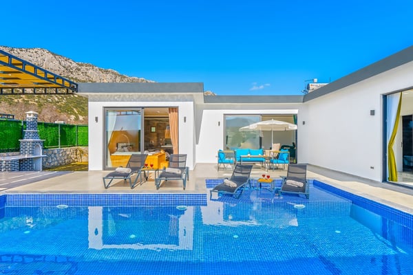 Villa Mirket-3, Jakuzili, 5 Kişilik, Jeneratörlü 3