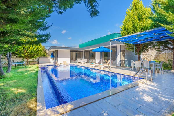 Villa Rose, Korunaklı Havuzlu, Jakuzili Muhteşem Villa 2