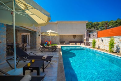 Villa Likya-6, Taş Mimarili, Jakuzili 2