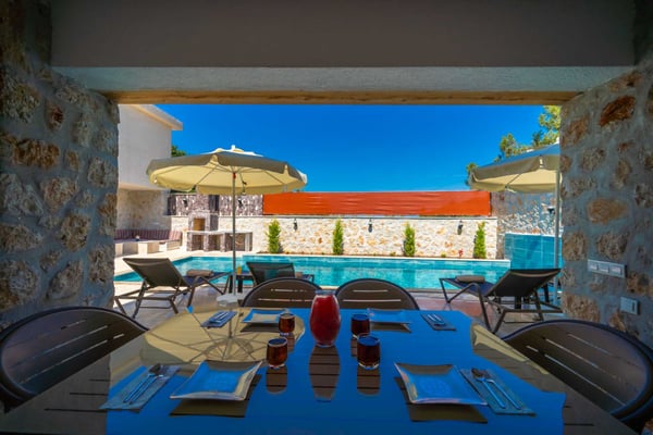 Villa Likya-6, Taş Mimarili, Jakuzili 3