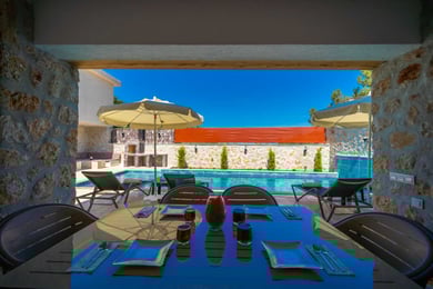 Villa Likya-6, Taş Mimarili, Jakuzili 3