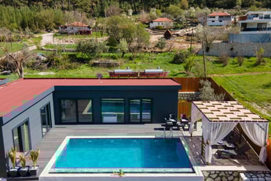 Villa Loka-1, 2 Odalı, Jakuzili ve Korunaklı 1