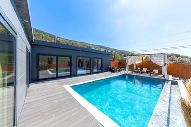 Villa Loka-1, 2 Odalı, Jakuzili ve Korunaklı 3