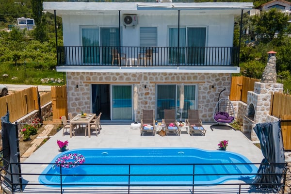 Villa Mariah, İki Odalı, Jakuzili, Doğa İçerisinde 3