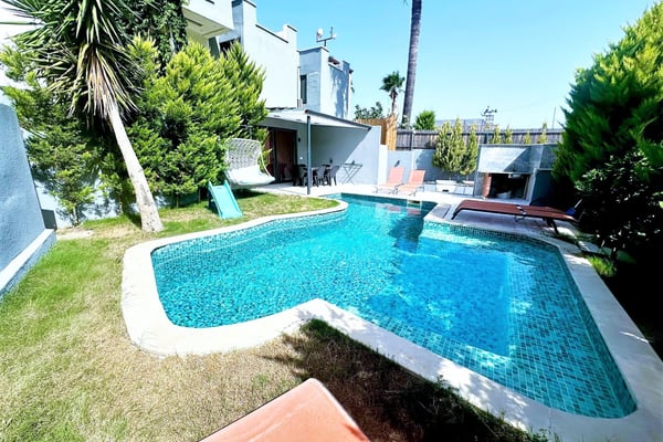 Villa Rüzgar Gülü-2, Her Odasında da Jakuzi ve Sauna 2