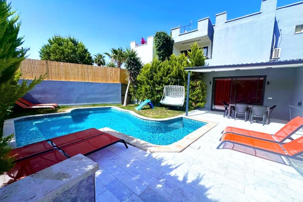 Villa Rüzgar Gülü-2, Her Odasında da Jakuzi ve Sauna 1