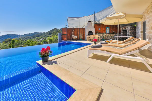 Villa Mariah-1, İki Odalı, Jakuzili, Çocuk Havuzlu 1