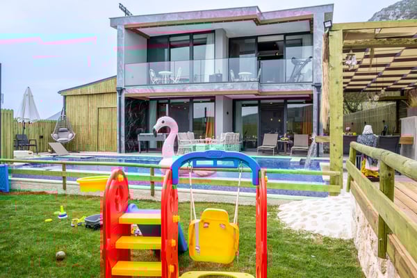 Villa Atropos, 3 Odalı, Jakuzili, Muhafazakar 1