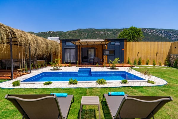 Villa Lady, İki Odalı, Sauna ve Korunaklı Havuzlu 1