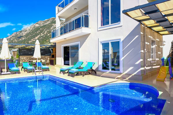 Villa Yamaç, Deniz Manzaralı, Jakuzili, Doğa İçerisinde 2